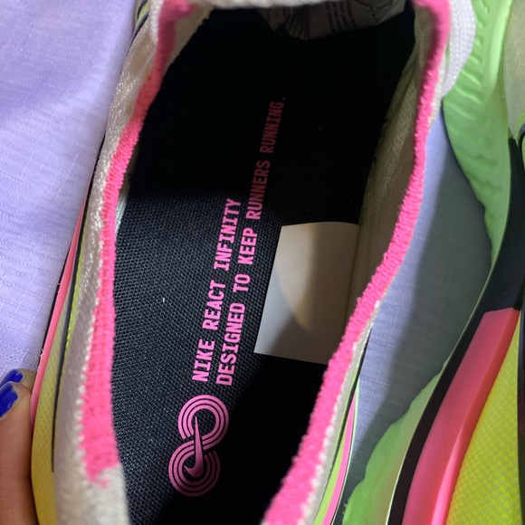 Nike React Infinity Run FK White/Black-Volt-Pink Glow CZ7993-100 - Picture 7 of 7
